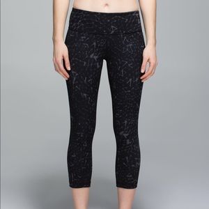 Lululemon Wunder Under Crop is Crushed Charcoal